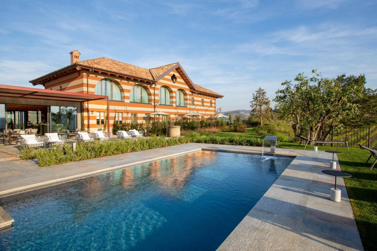 Villaggio Narrante - Cascina Galarej Serralunga d'Alba Bagian luar foto